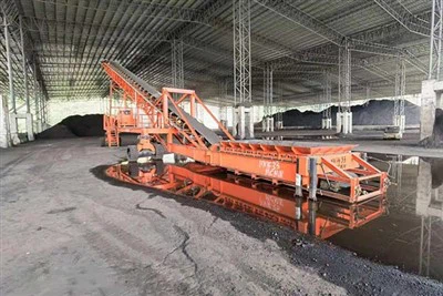 Alimentatore di ricezione alla rinfusa su ruote